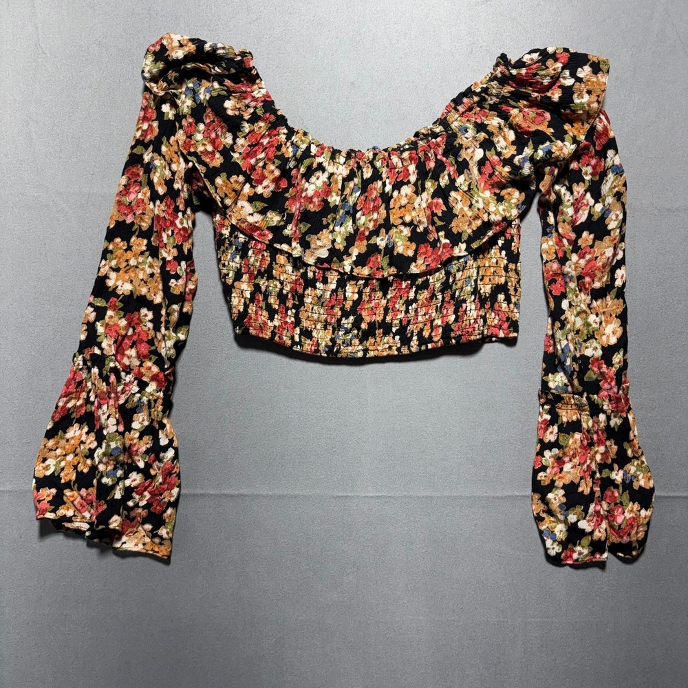 Kimchi Blue Floral Smocked Off The Shoulder Crop Top Bell Sleeve Black Small